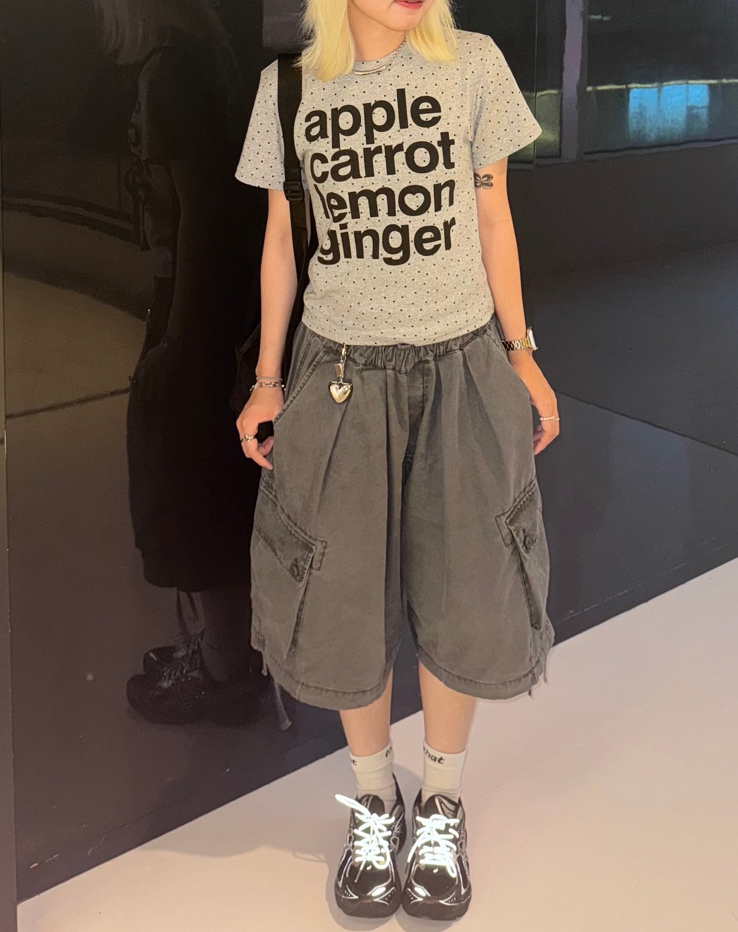 Star fruit tee