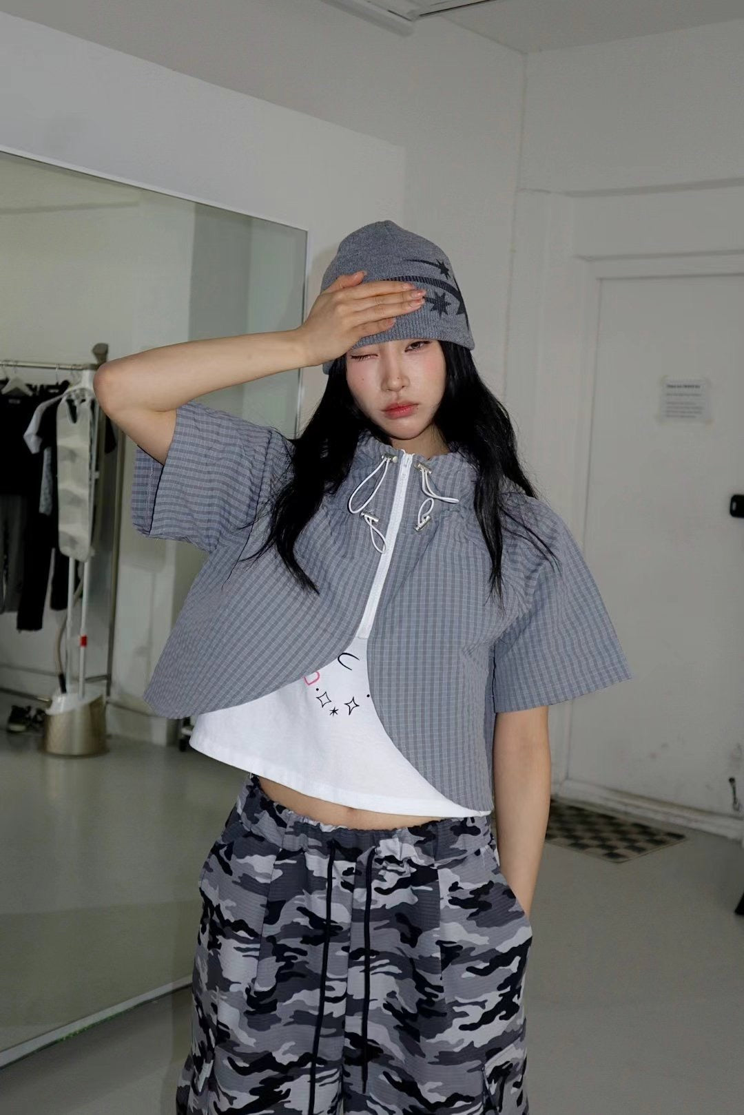 Crop checked outer