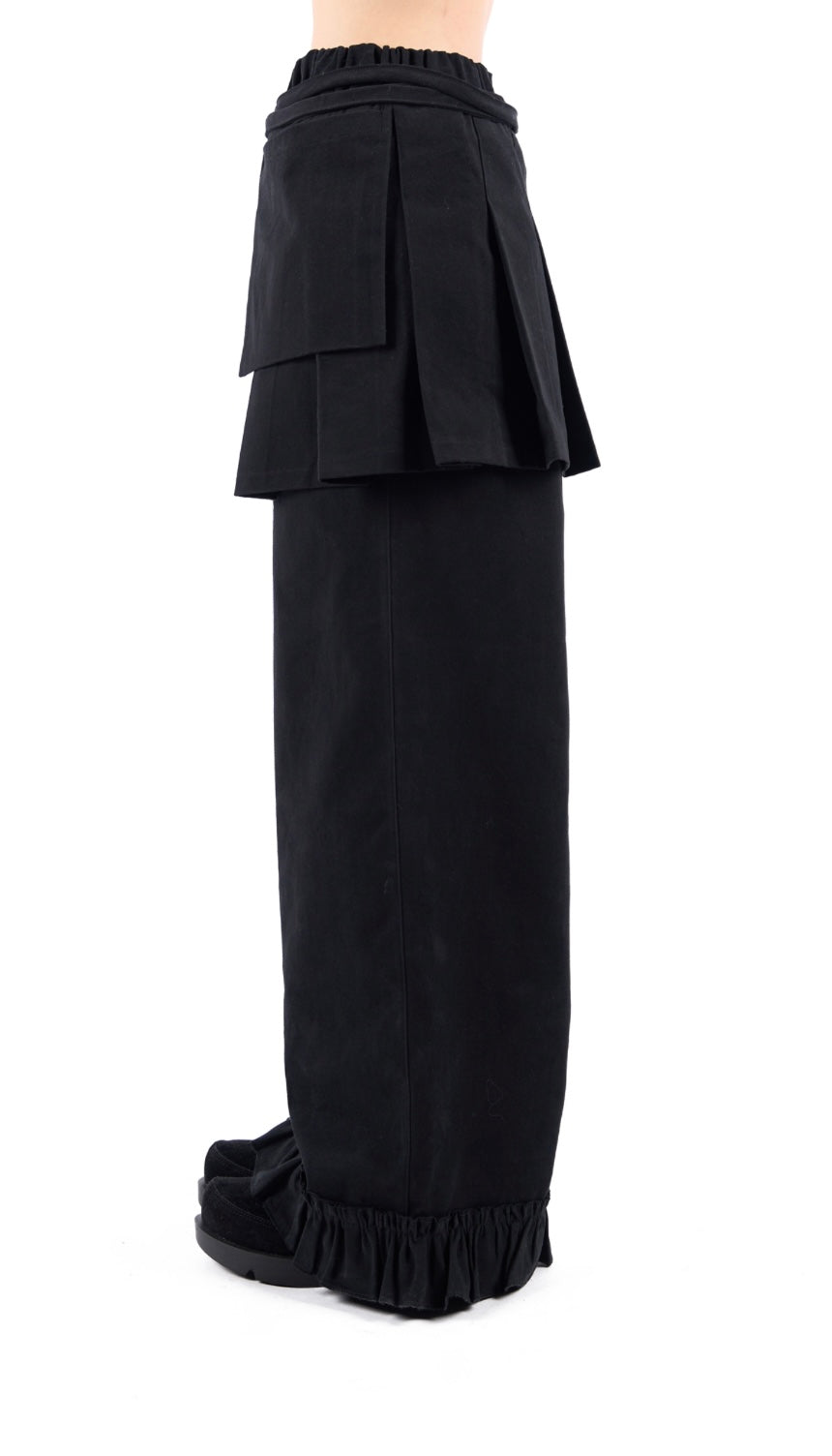 Must have layer pants (可分折裙+褲)