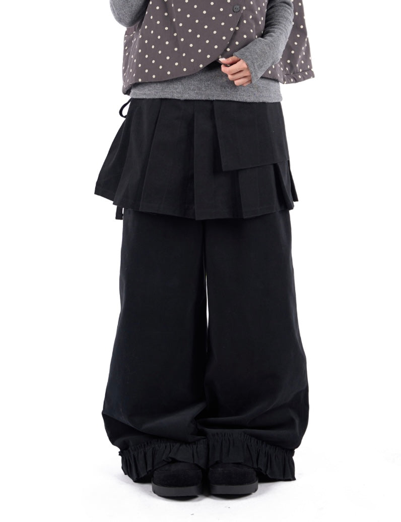 Must have layer pants (可分折裙+褲)
