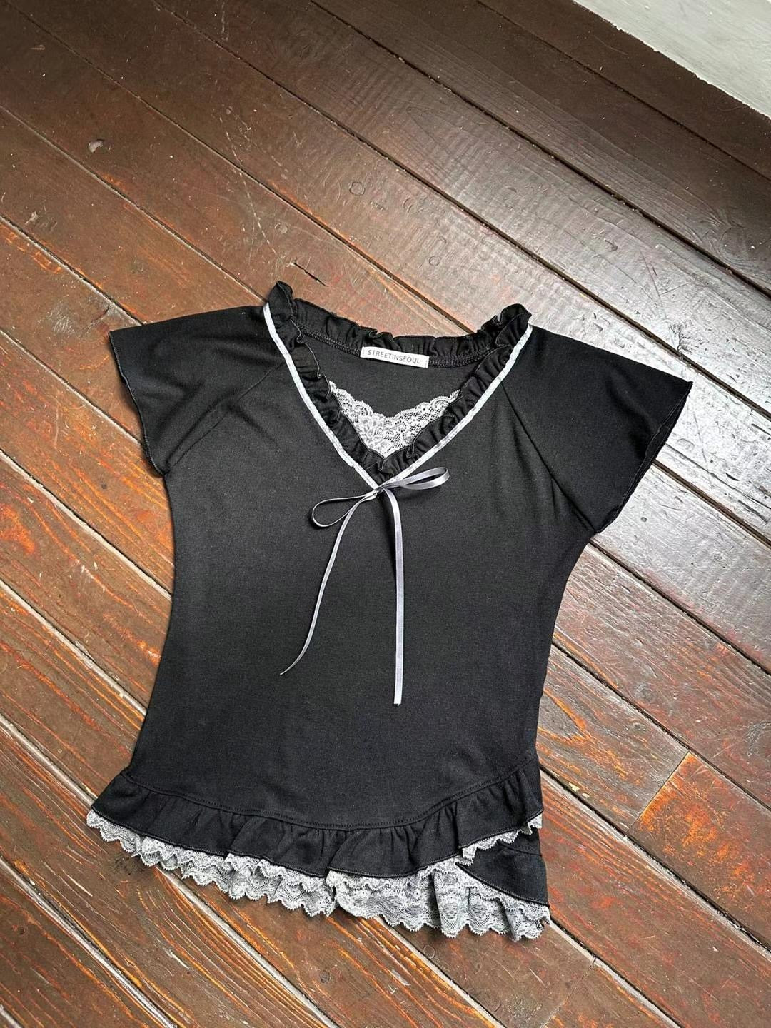 Lace ribbon tee