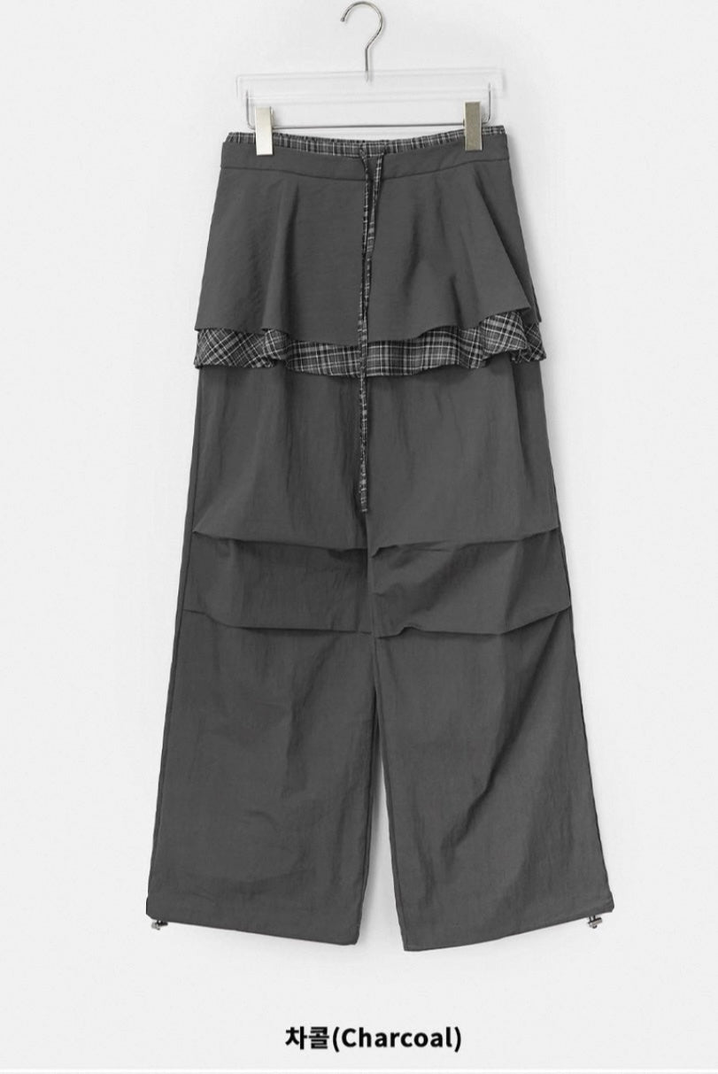 Special checked layer pants