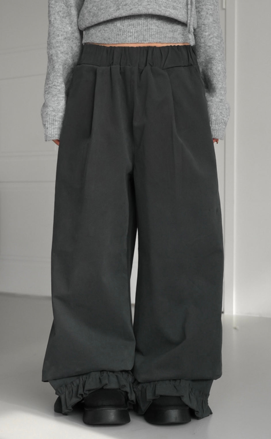 Must have layer pants (可分折裙+褲)