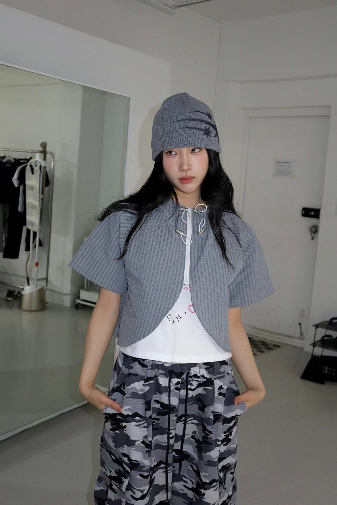 Crop checked outer