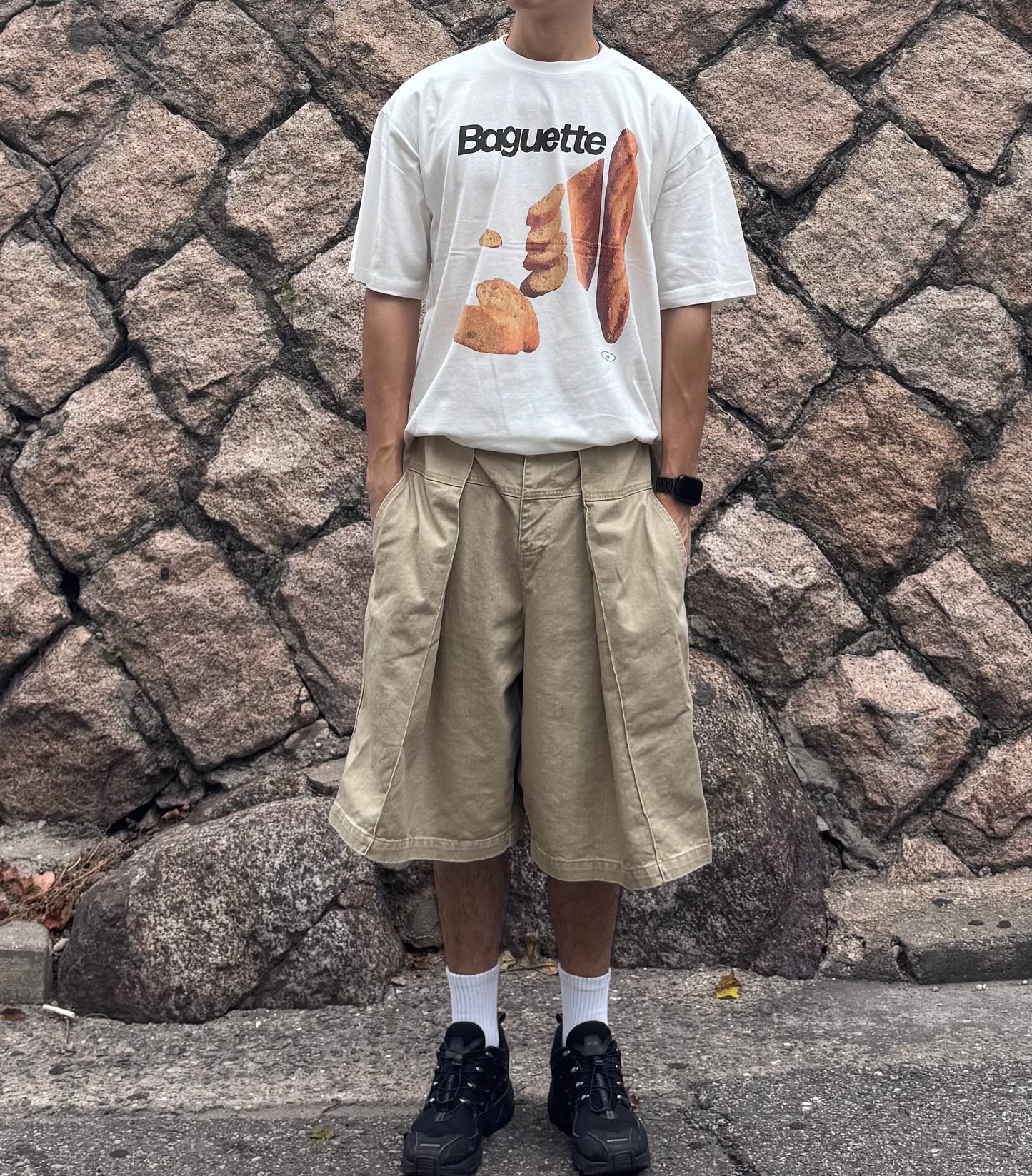 Unisex baguette tee