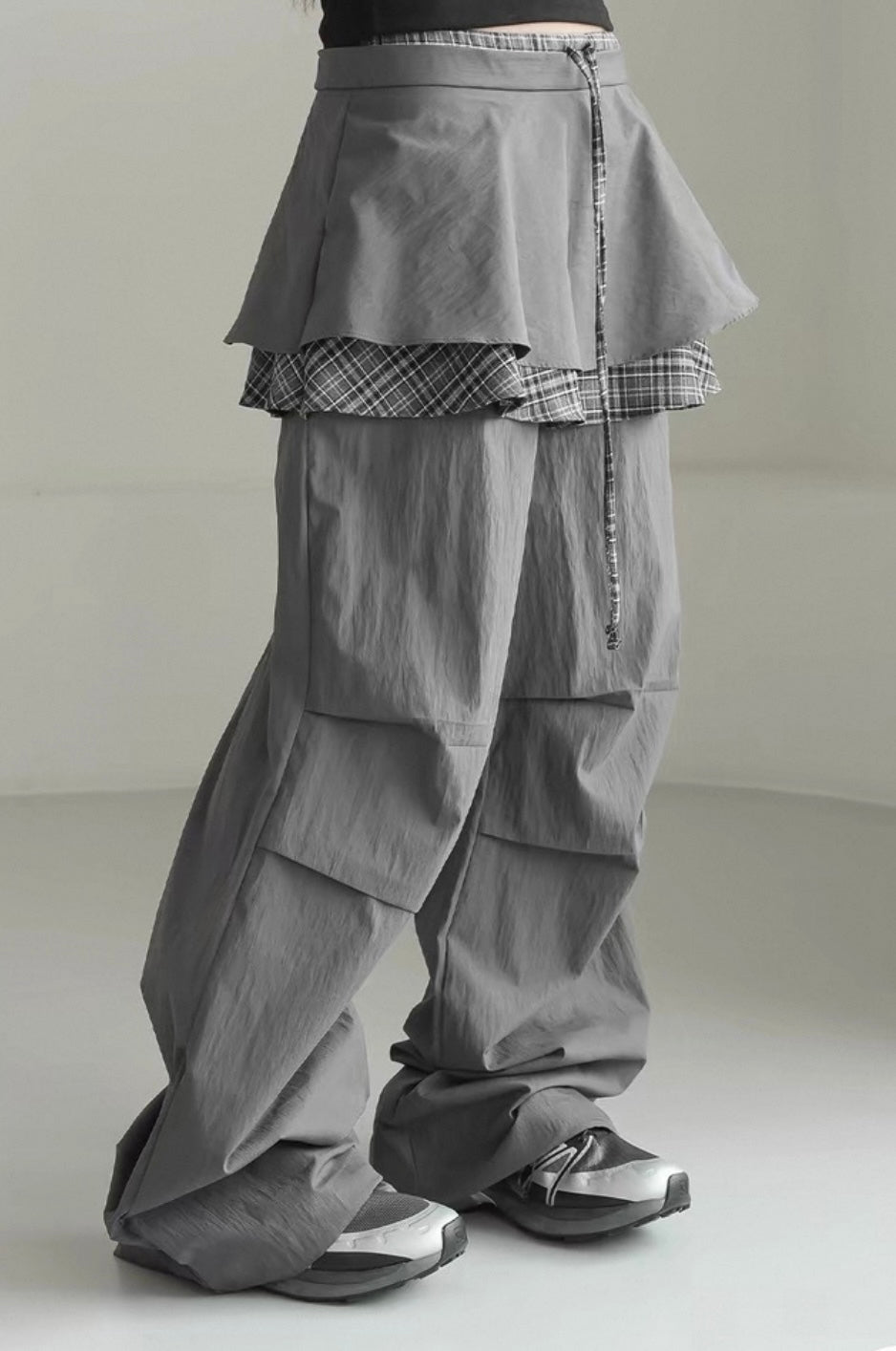 Special checked layer pants