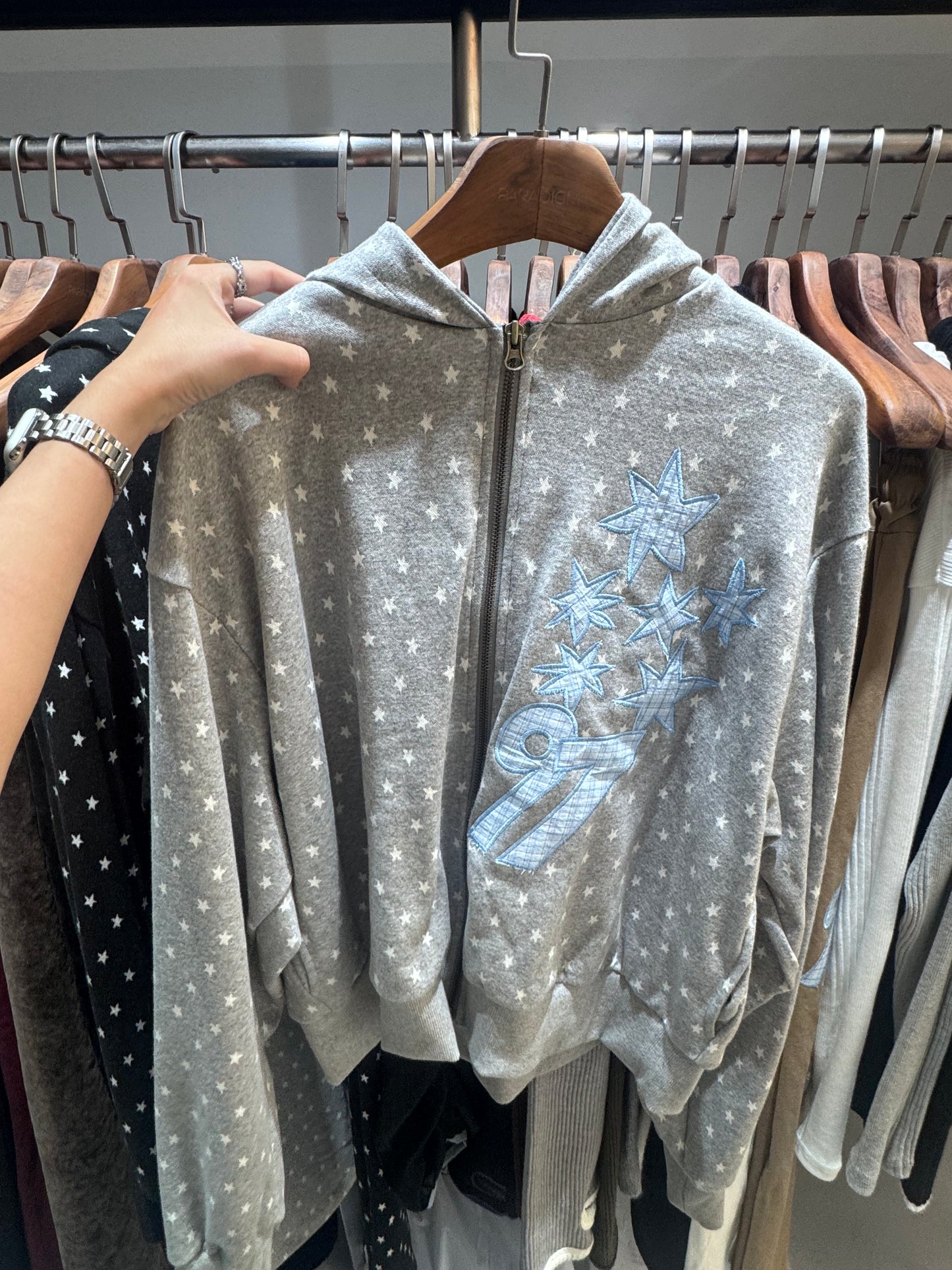 Unisex star outer
