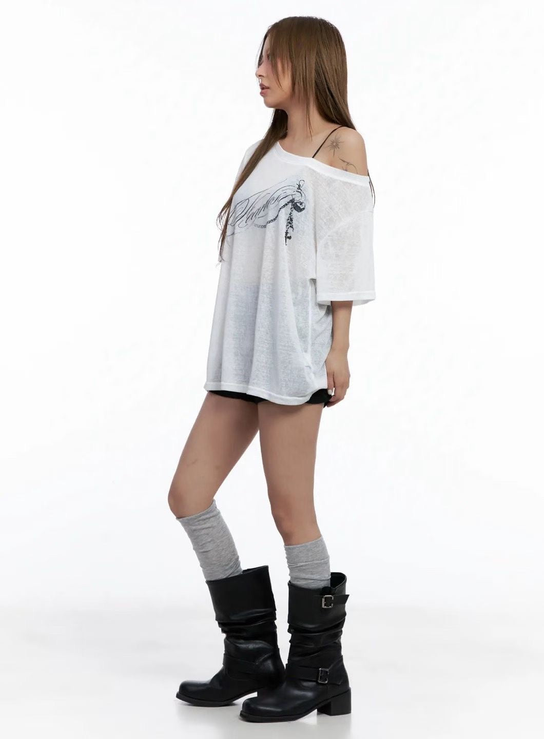 Oversized off shoulder tee