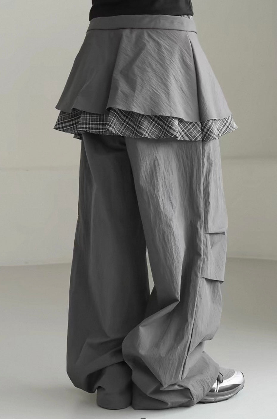 Special checked layer pants