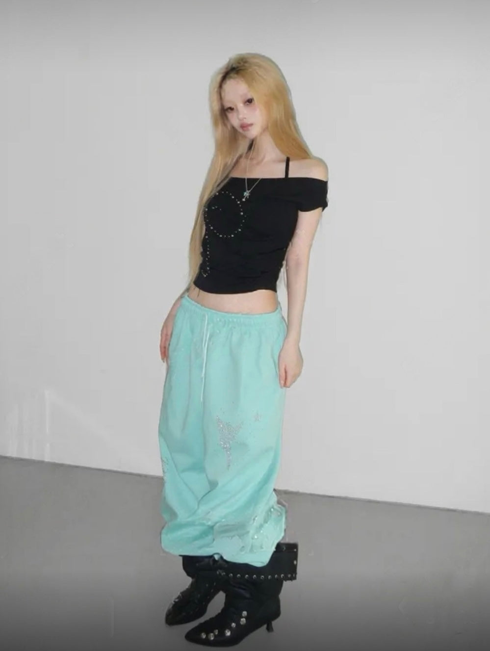 @@ off shoulder top