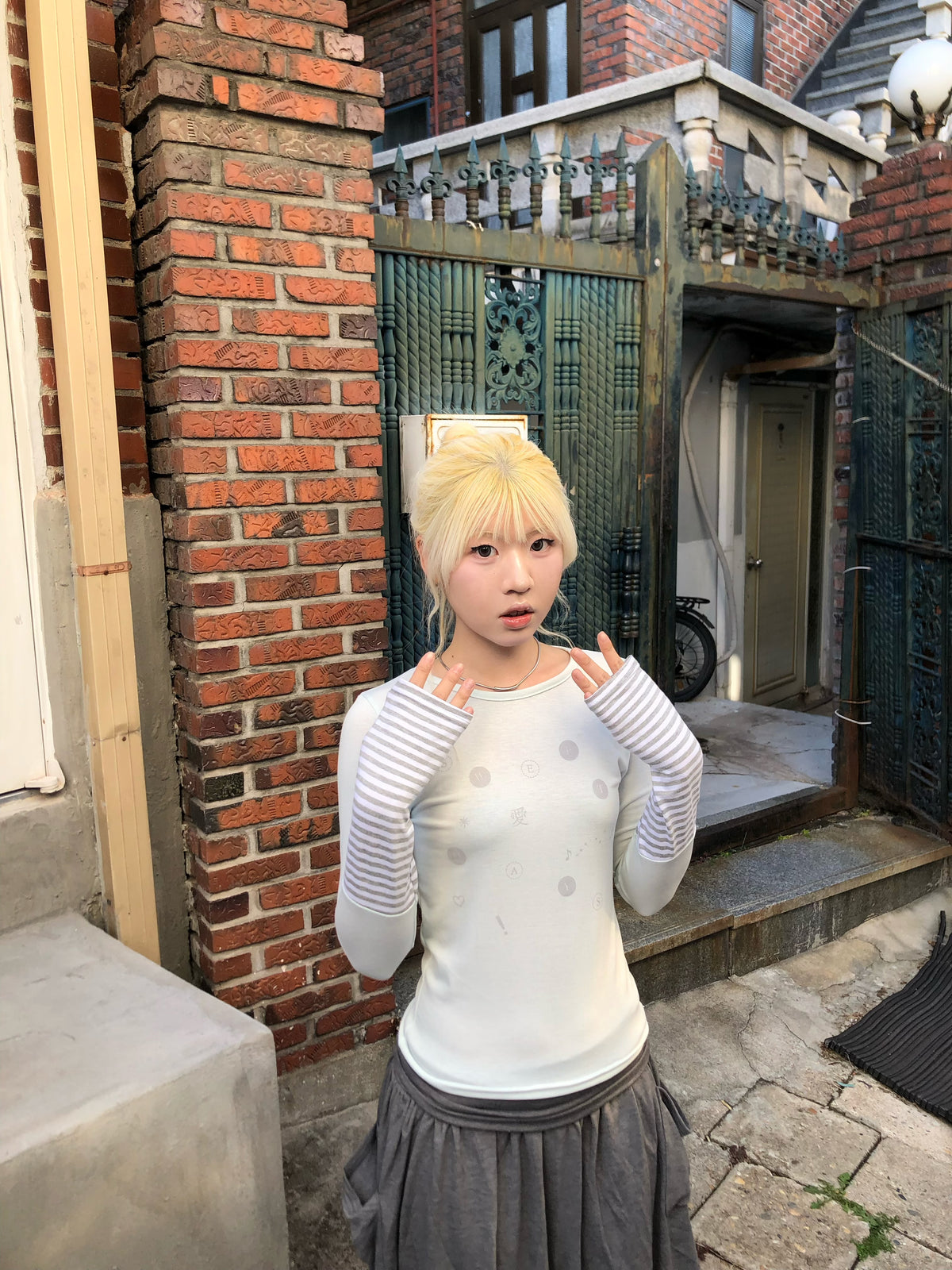 愛 Tee