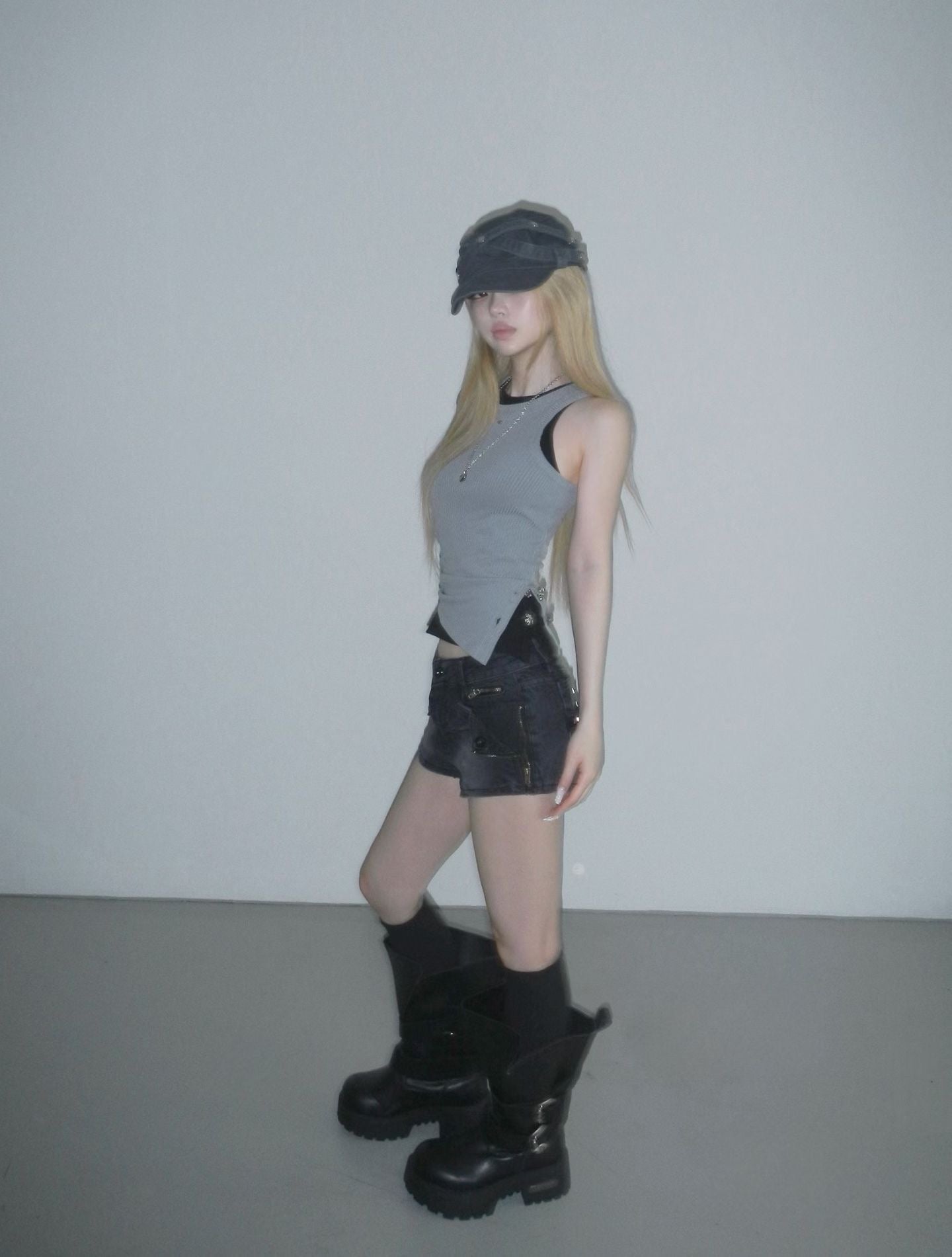 Pin basic vest