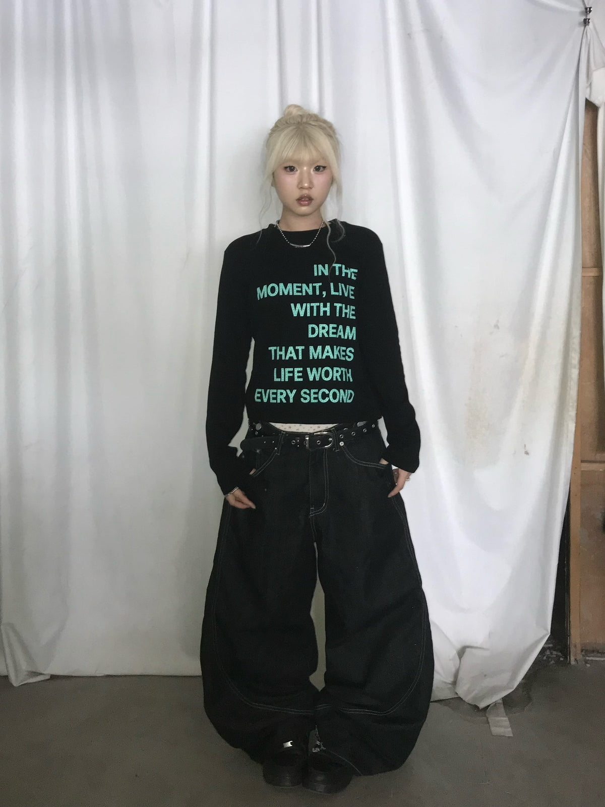Autumn words tee