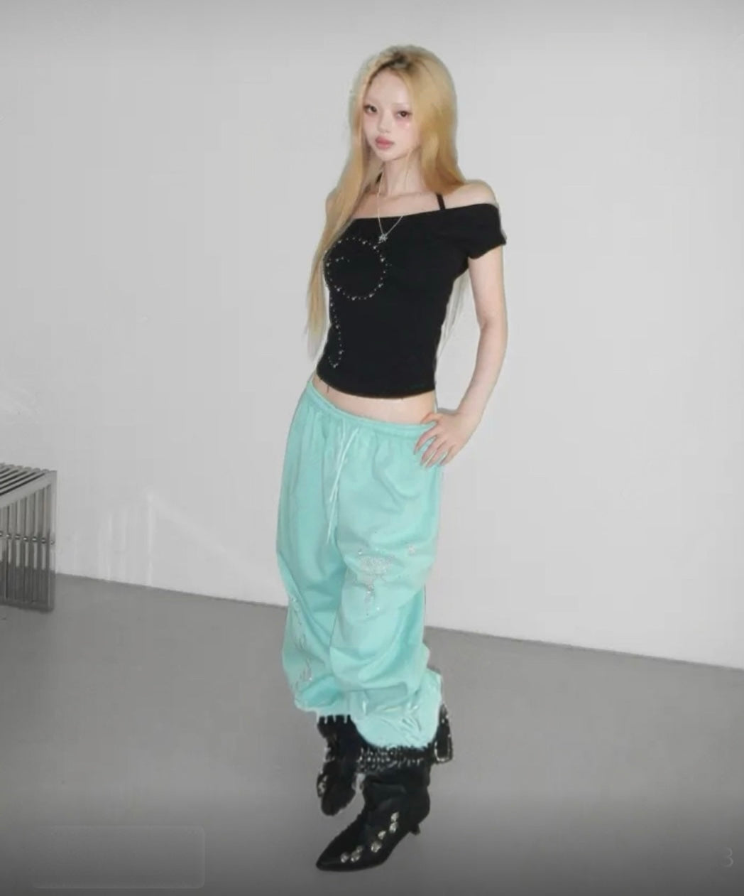 @@ off shoulder top