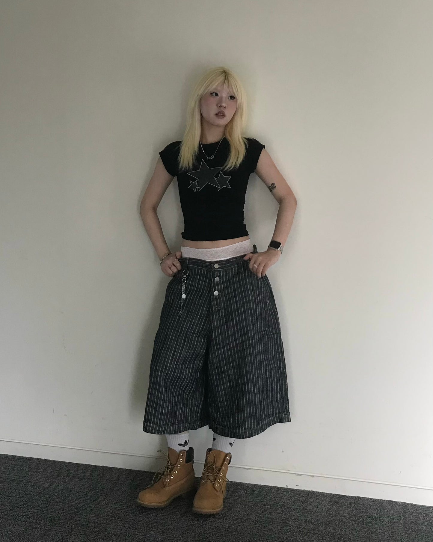 Star crop tee