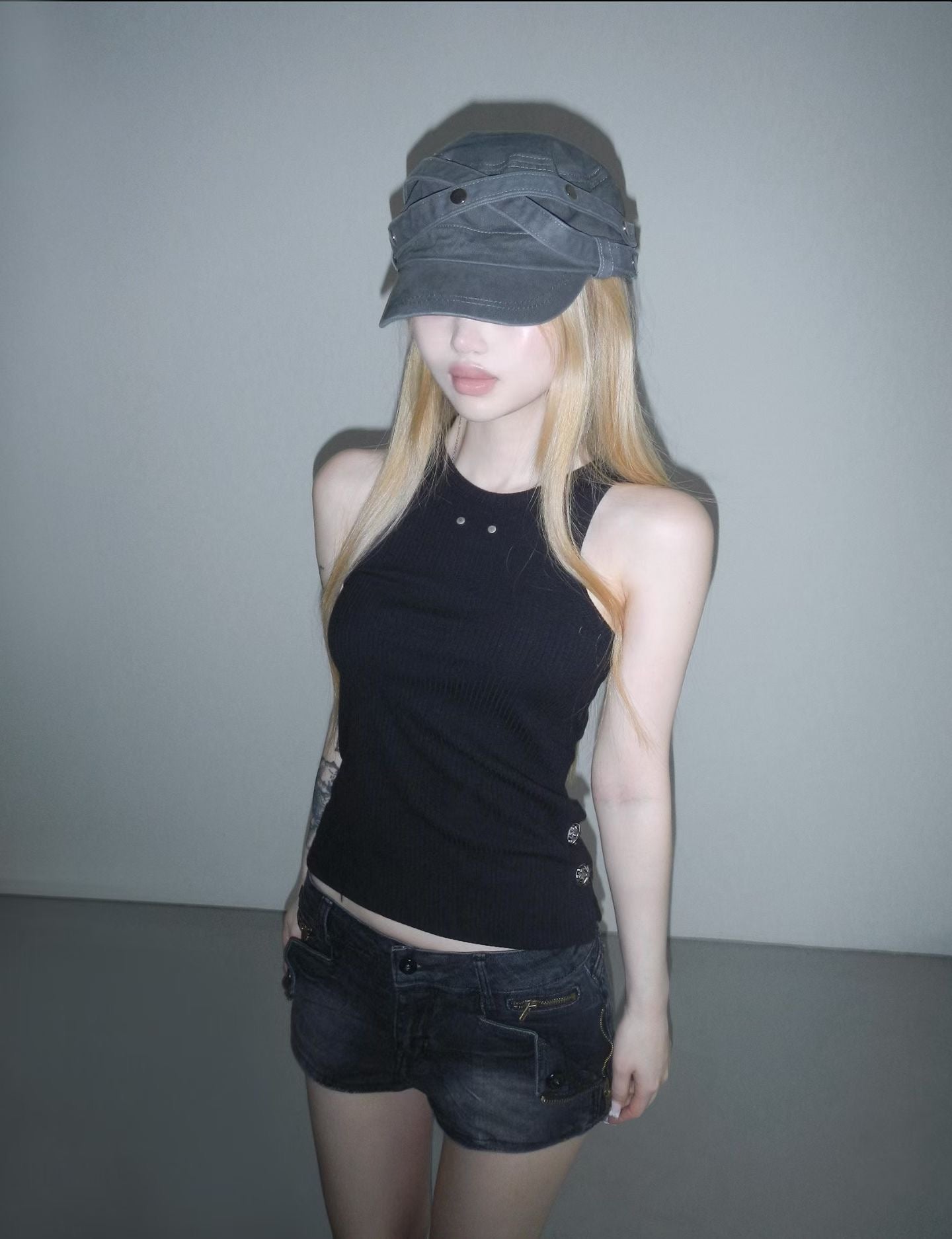 Pin basic vest