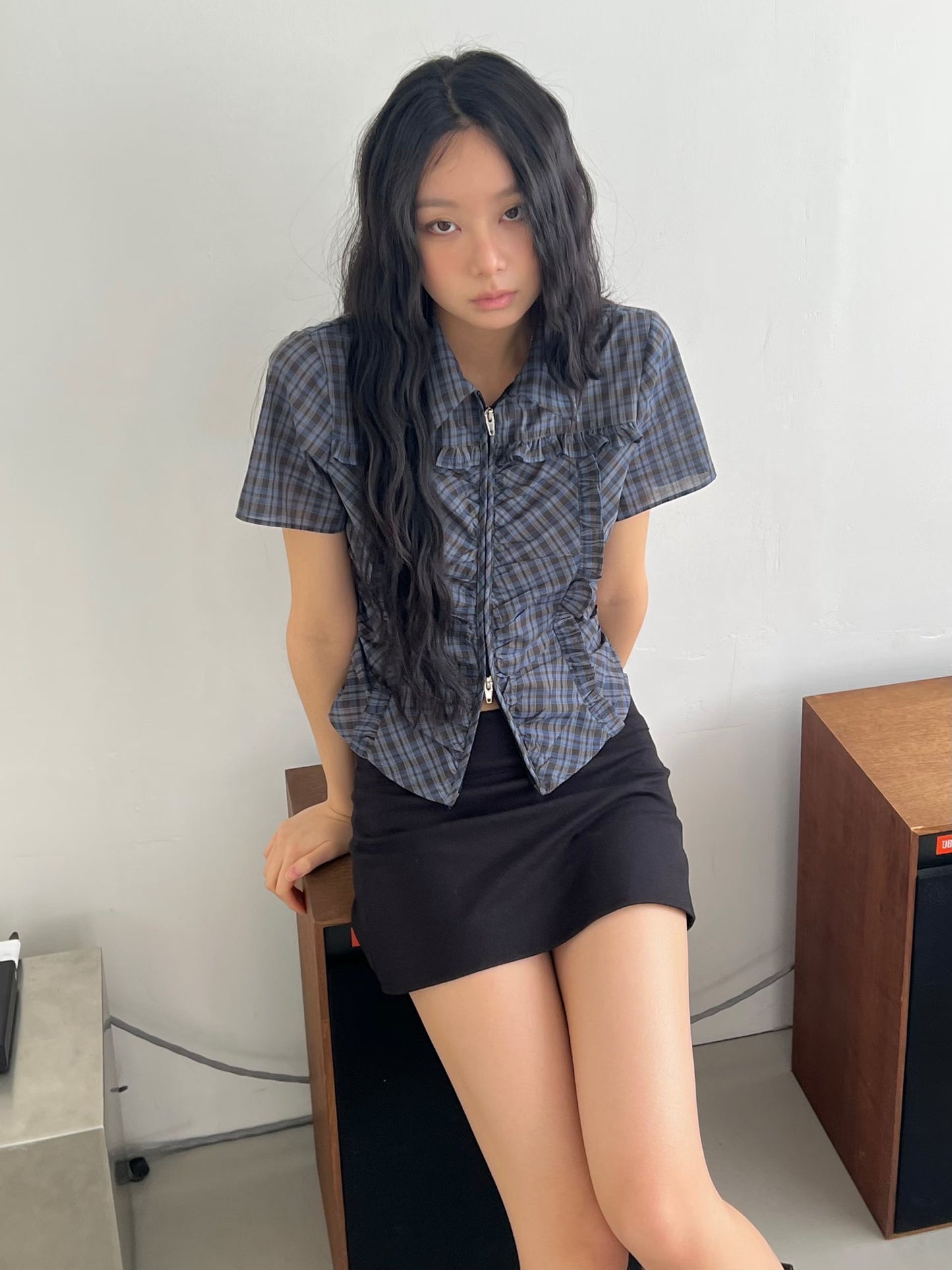Checked zip top