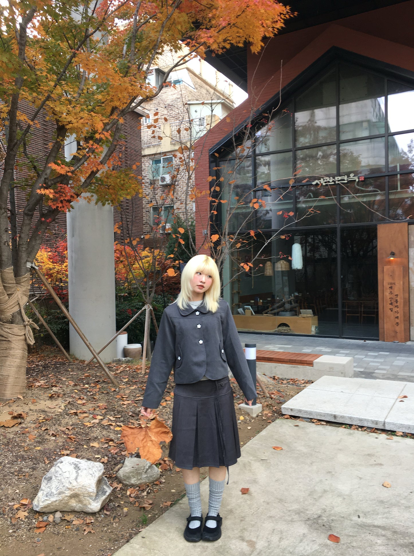 Must have!!! 花花西裝外套