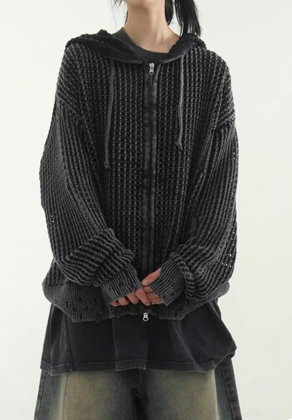 Unisex net damaged outer