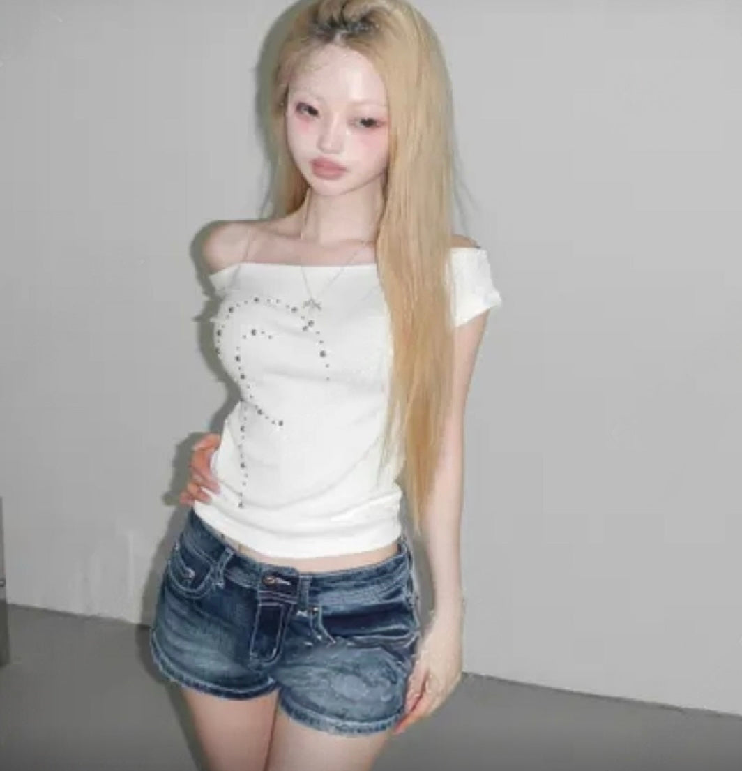@@ off shoulder top
