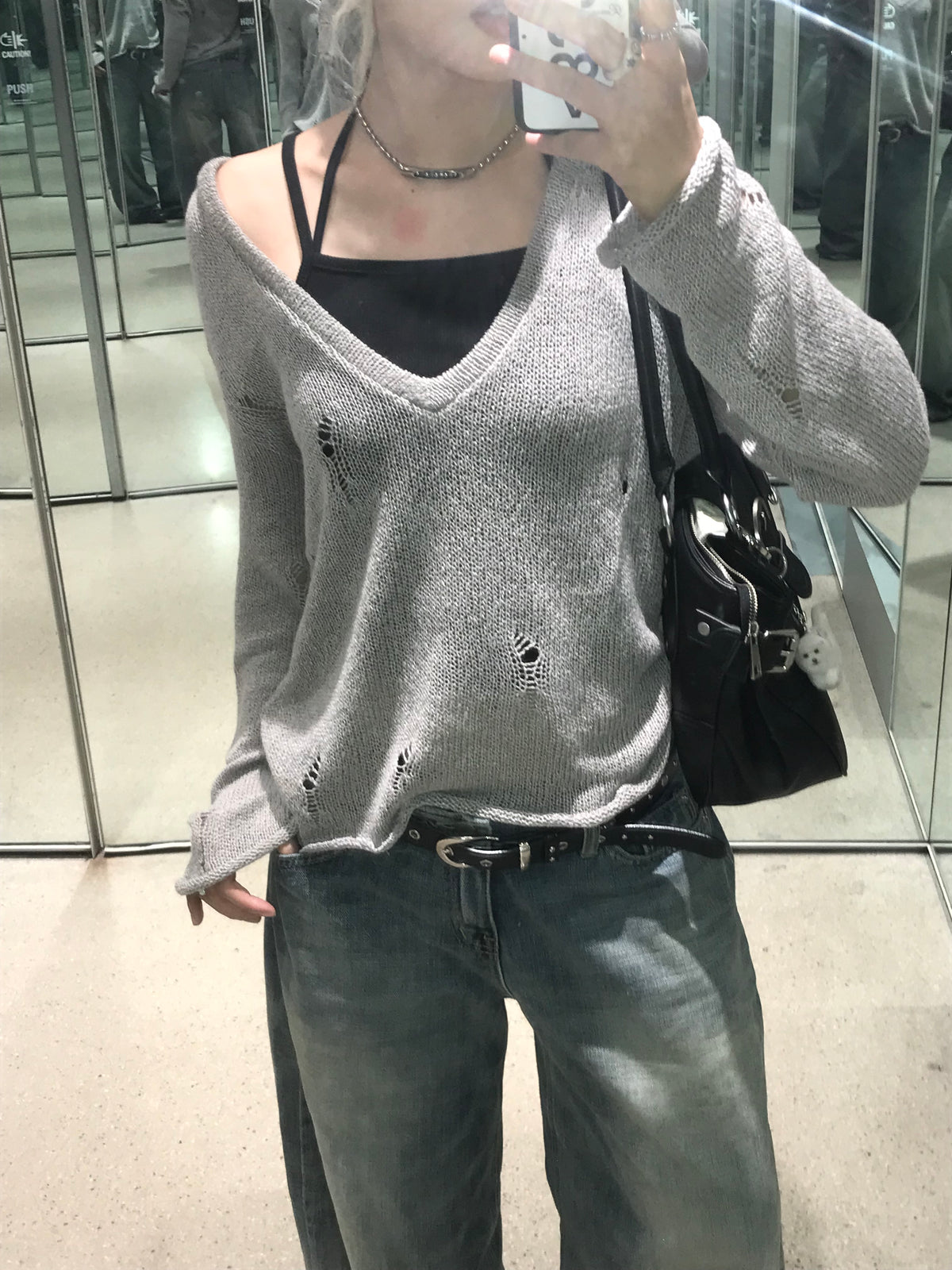 Autumn damaged v knit