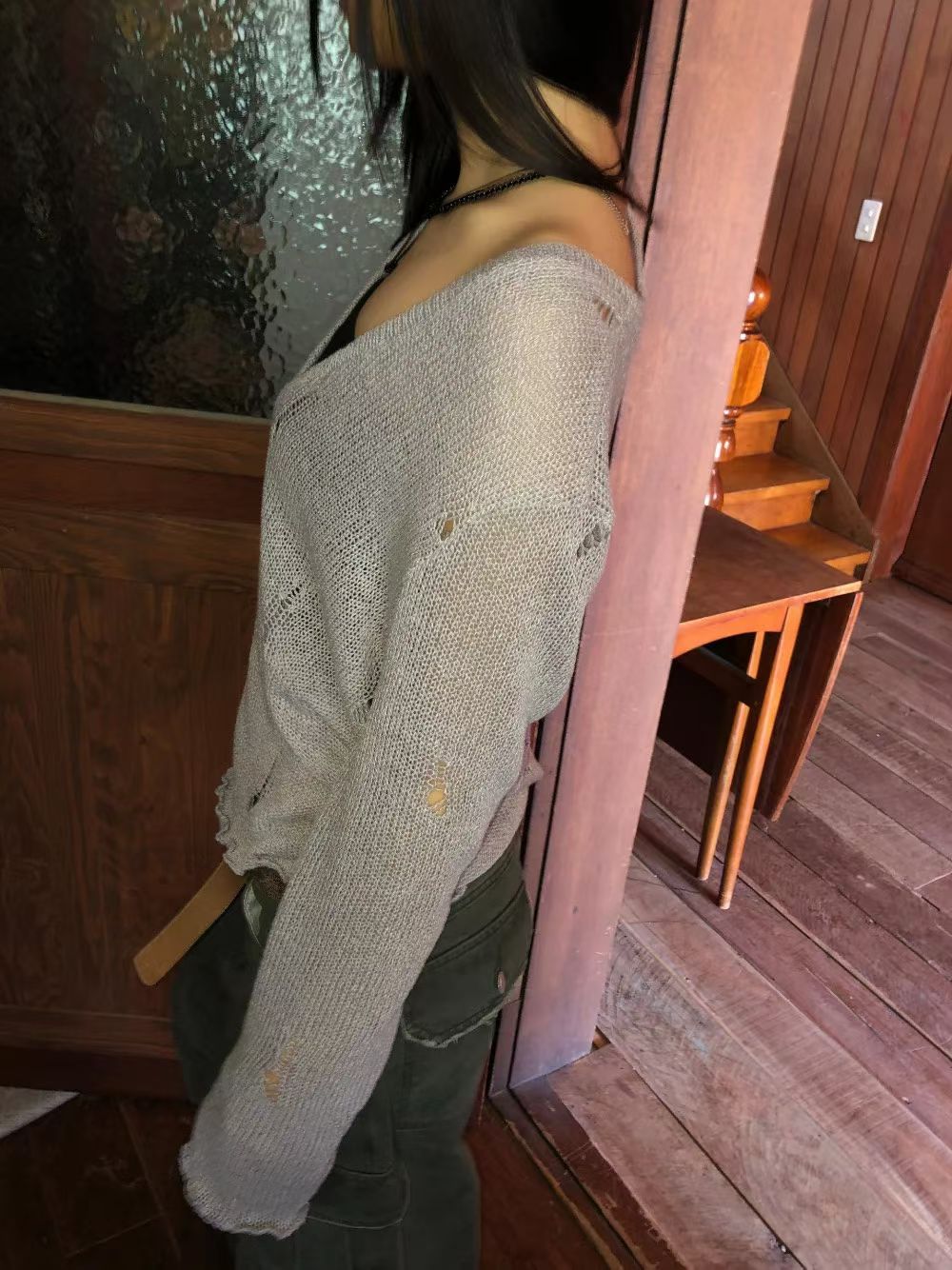 Autumn damaged v knit