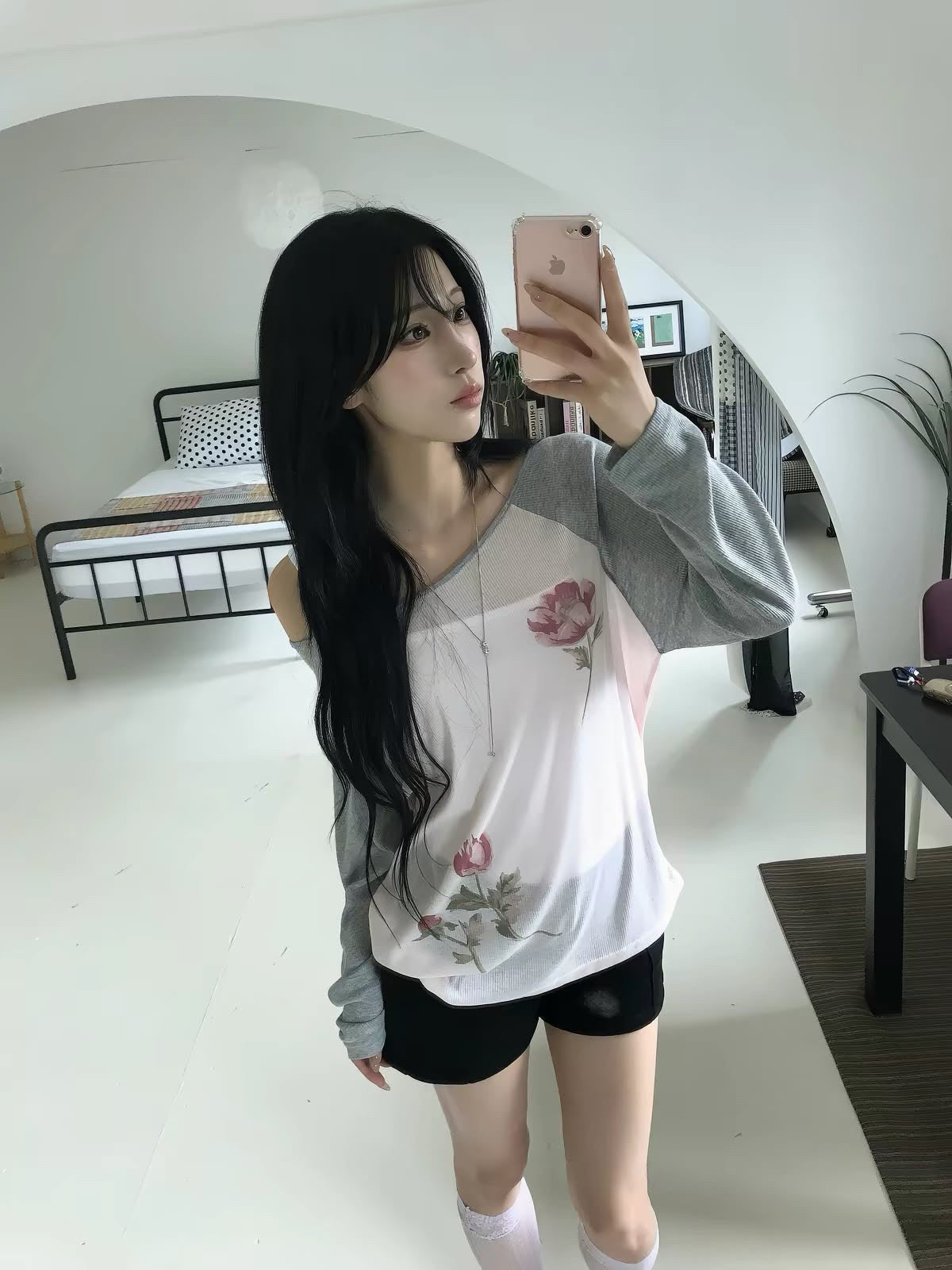 My pick 🌸 flower off shoulder tee
