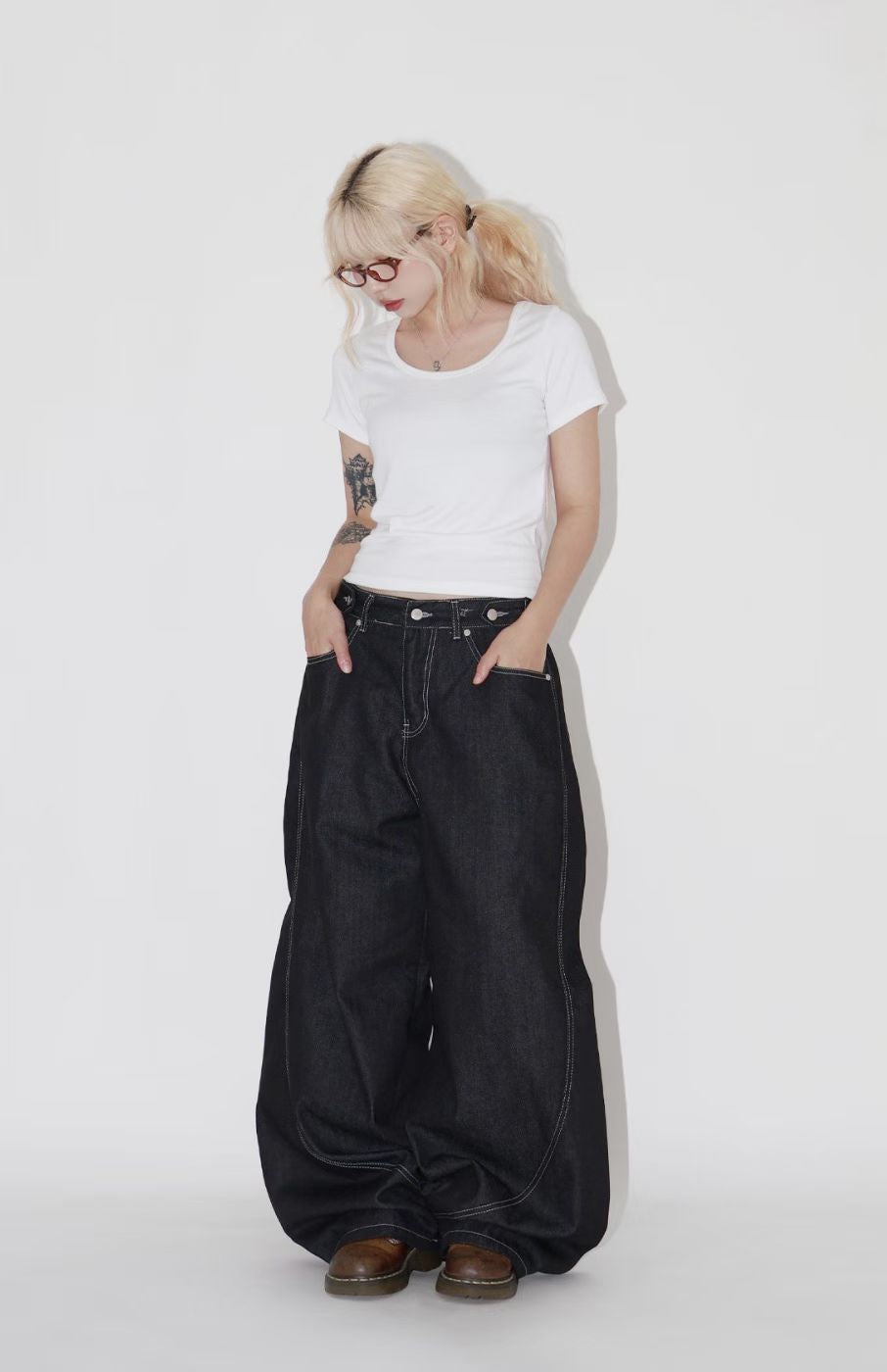 Must have!!明線super wide pants￼