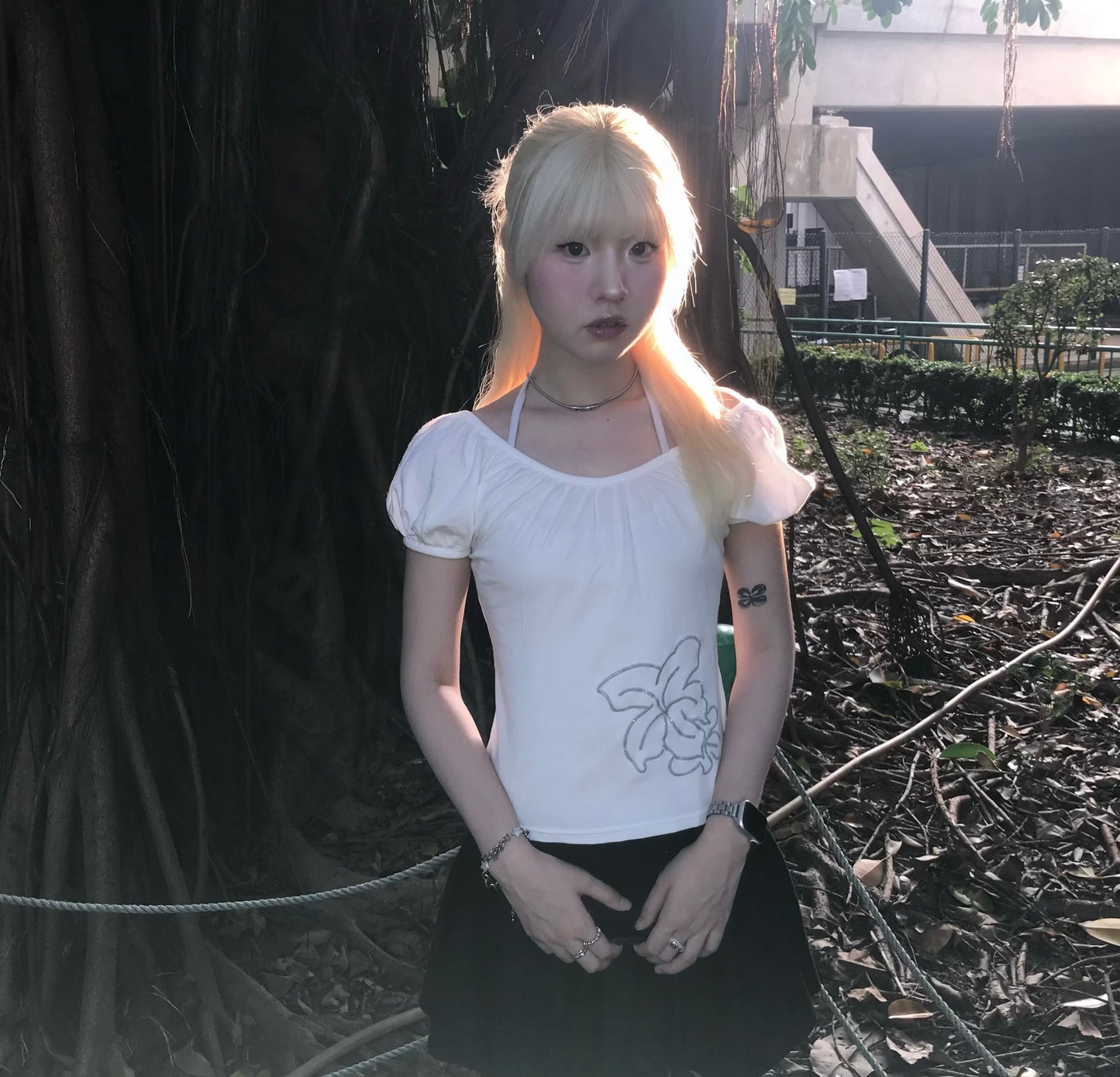 Flower dating top
