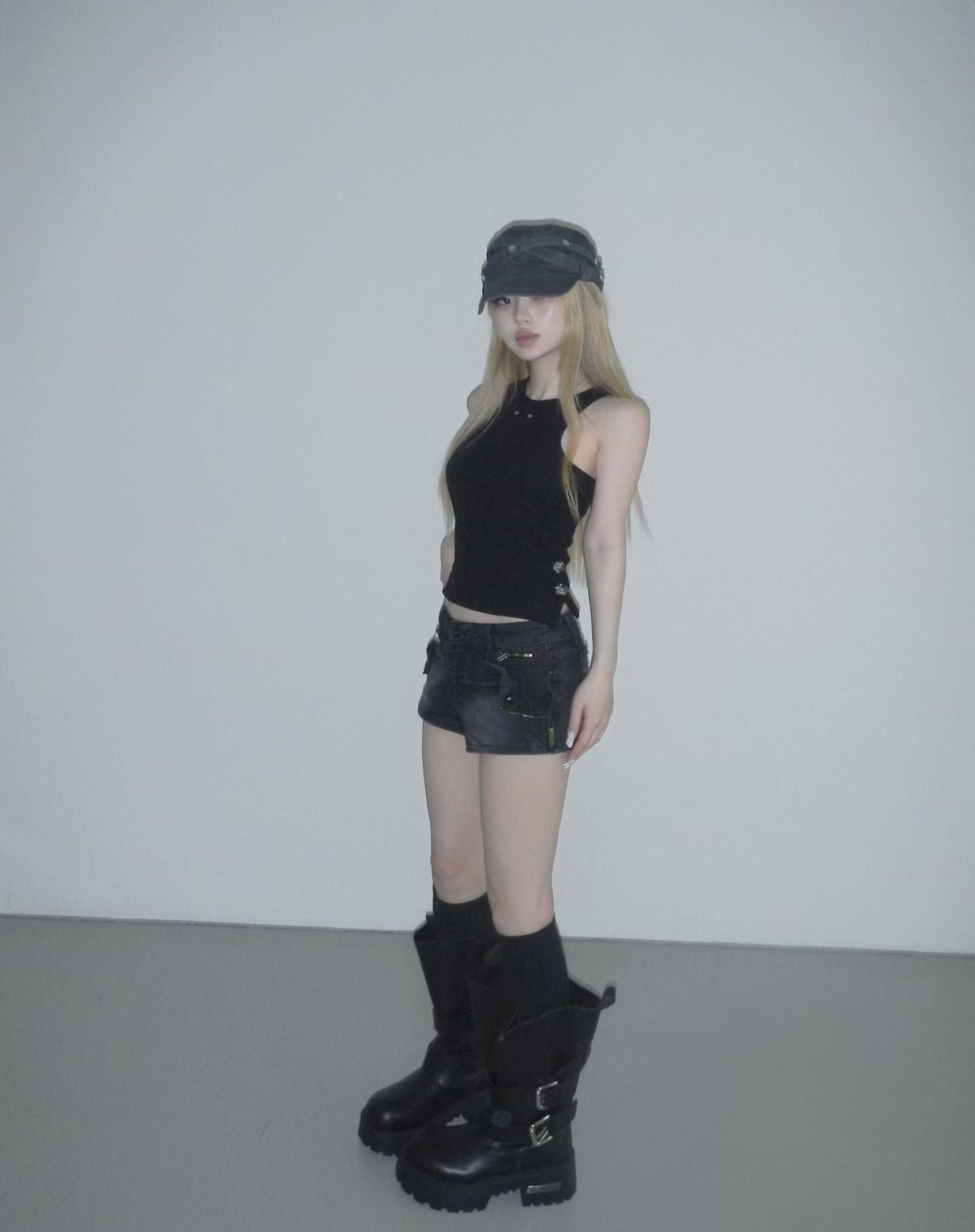 Pin basic vest