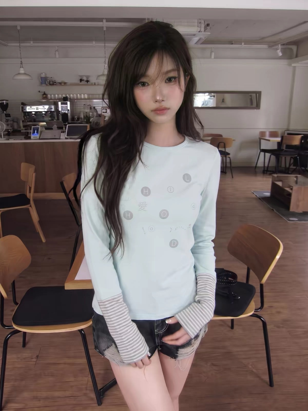 愛 Tee