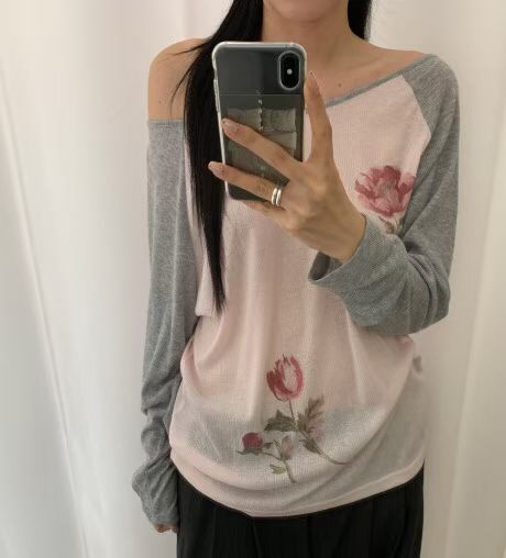 My pick 🌸 flower off shoulder tee