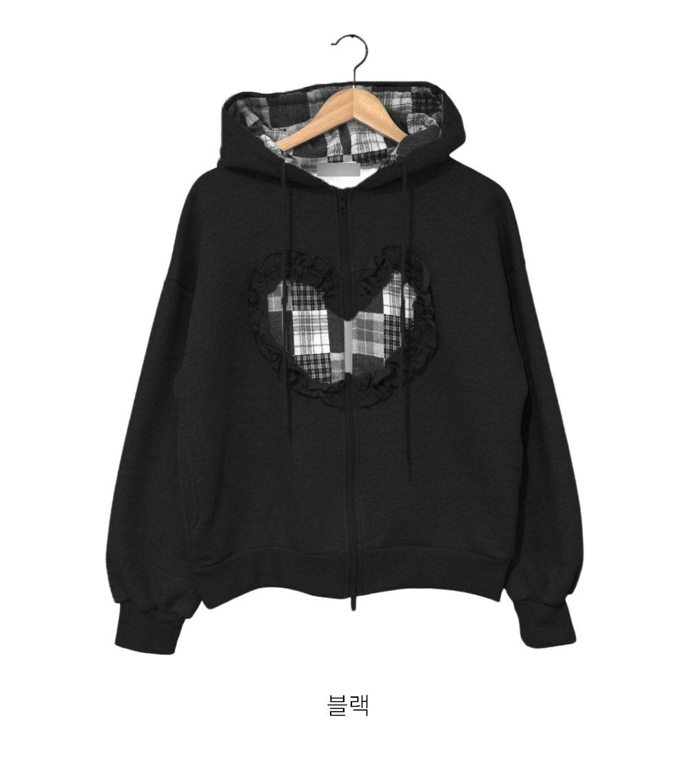 checked ruffle Heart outer