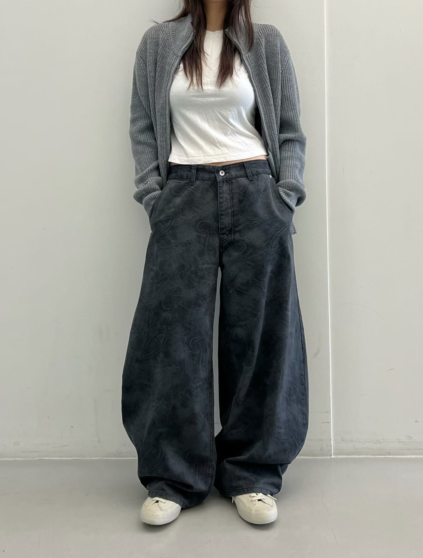 Unisex dizzy pants