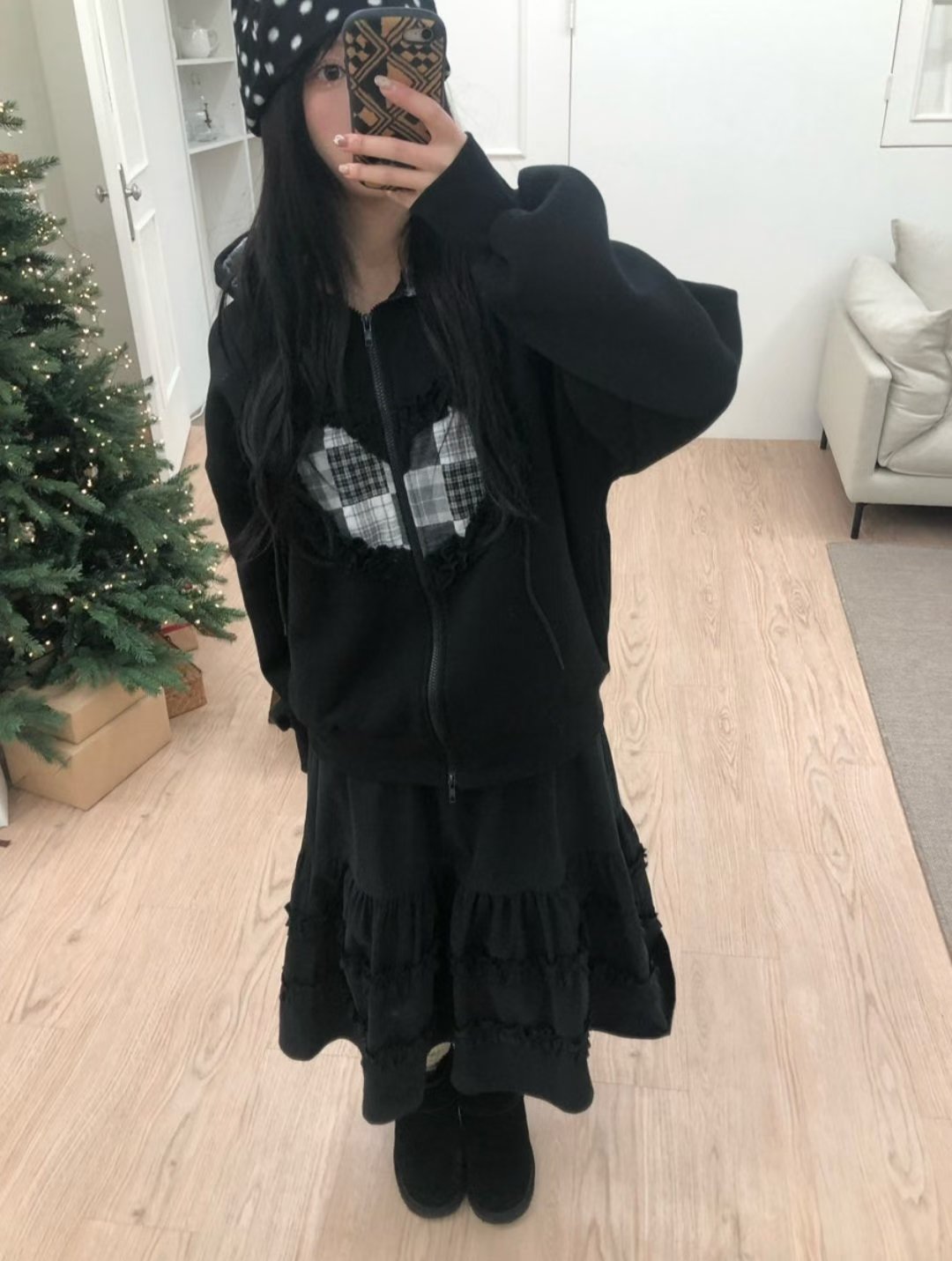 checked ruffle Heart outer