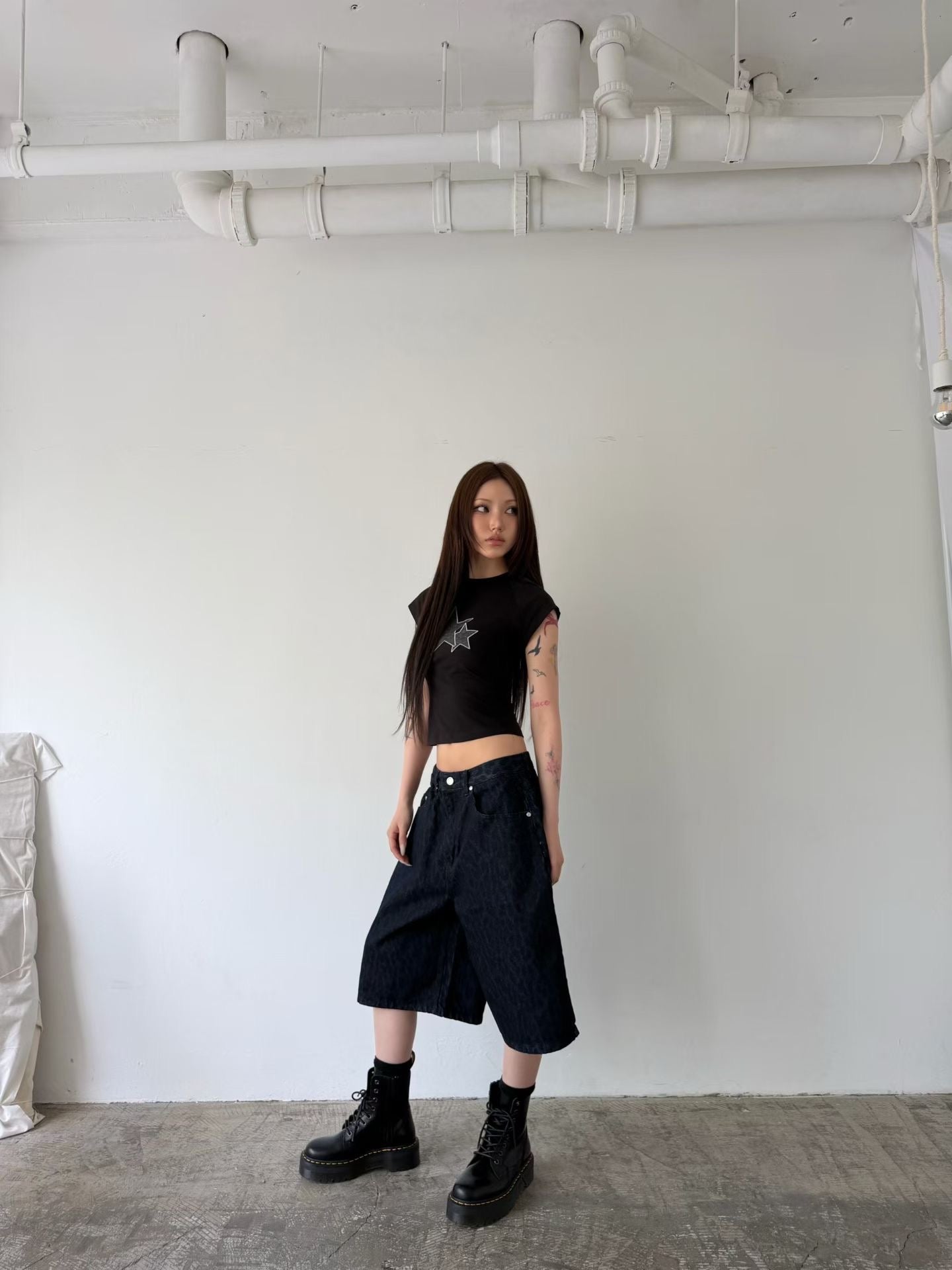 Star crop tee