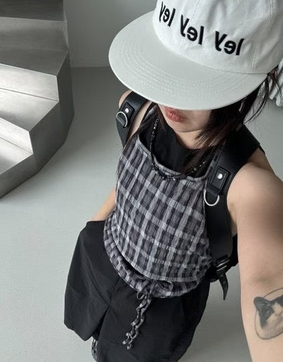 掛頸格仔背心