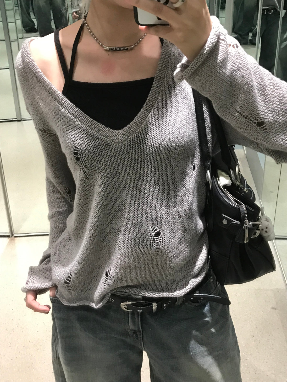 Autumn damaged v knit