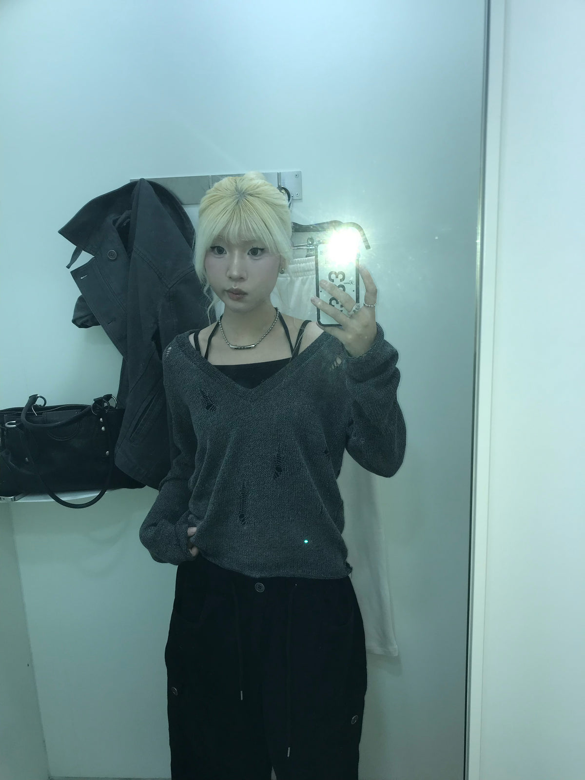 Autumn damaged v knit