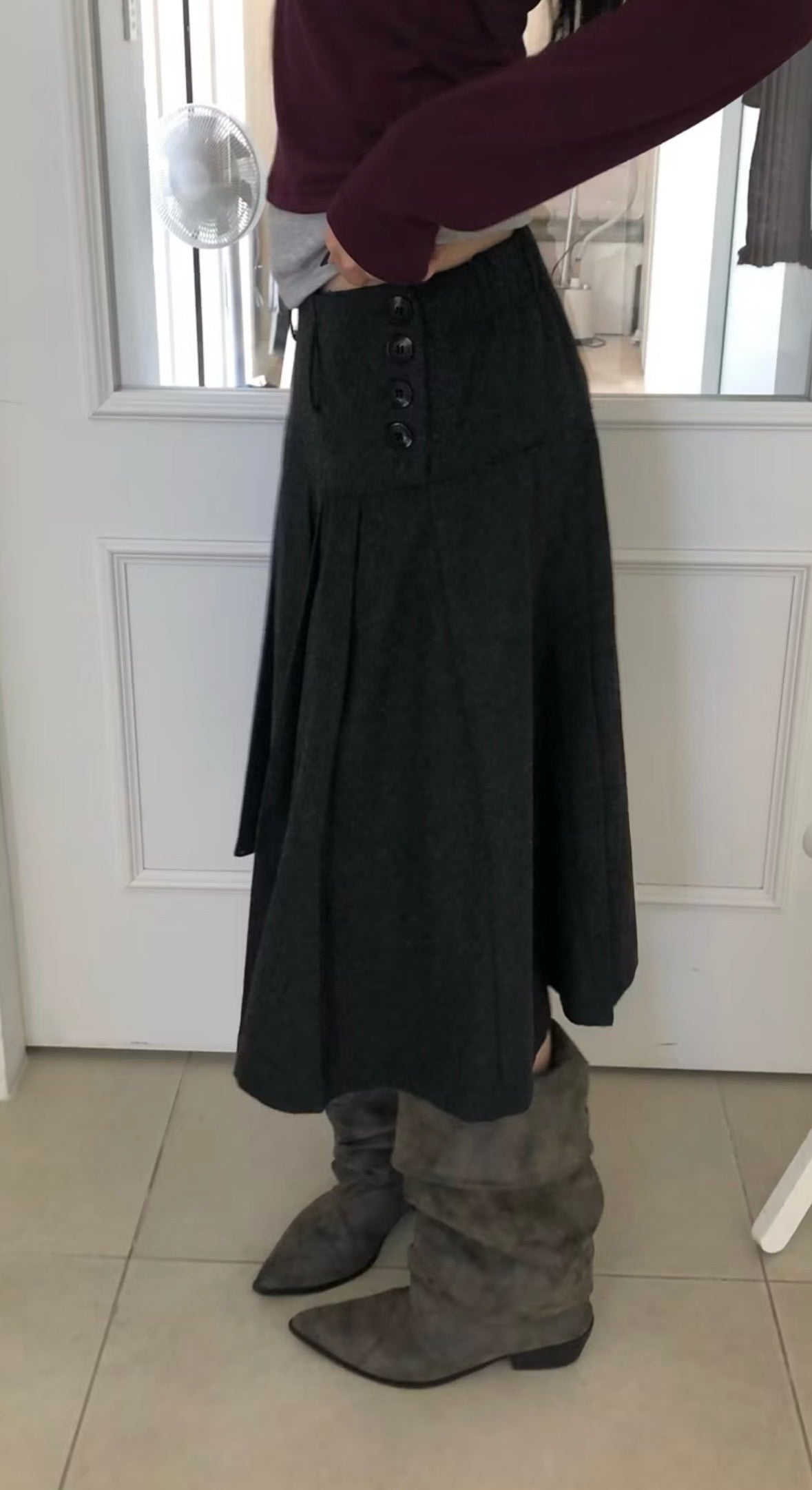 Autumn pleated mid sk