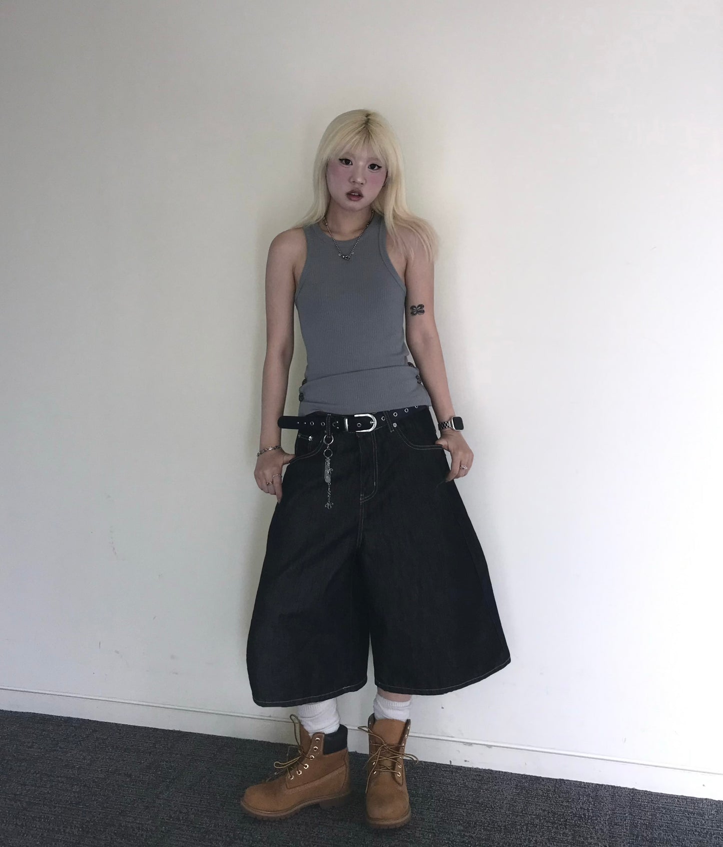 Pin basic vest