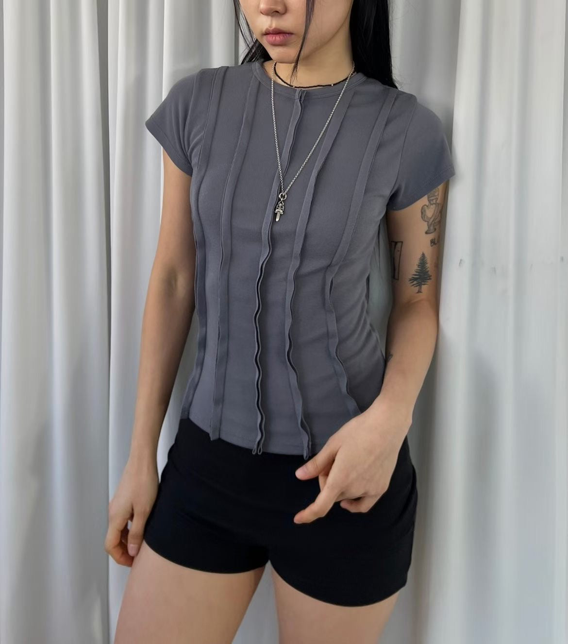 Texture basic tee