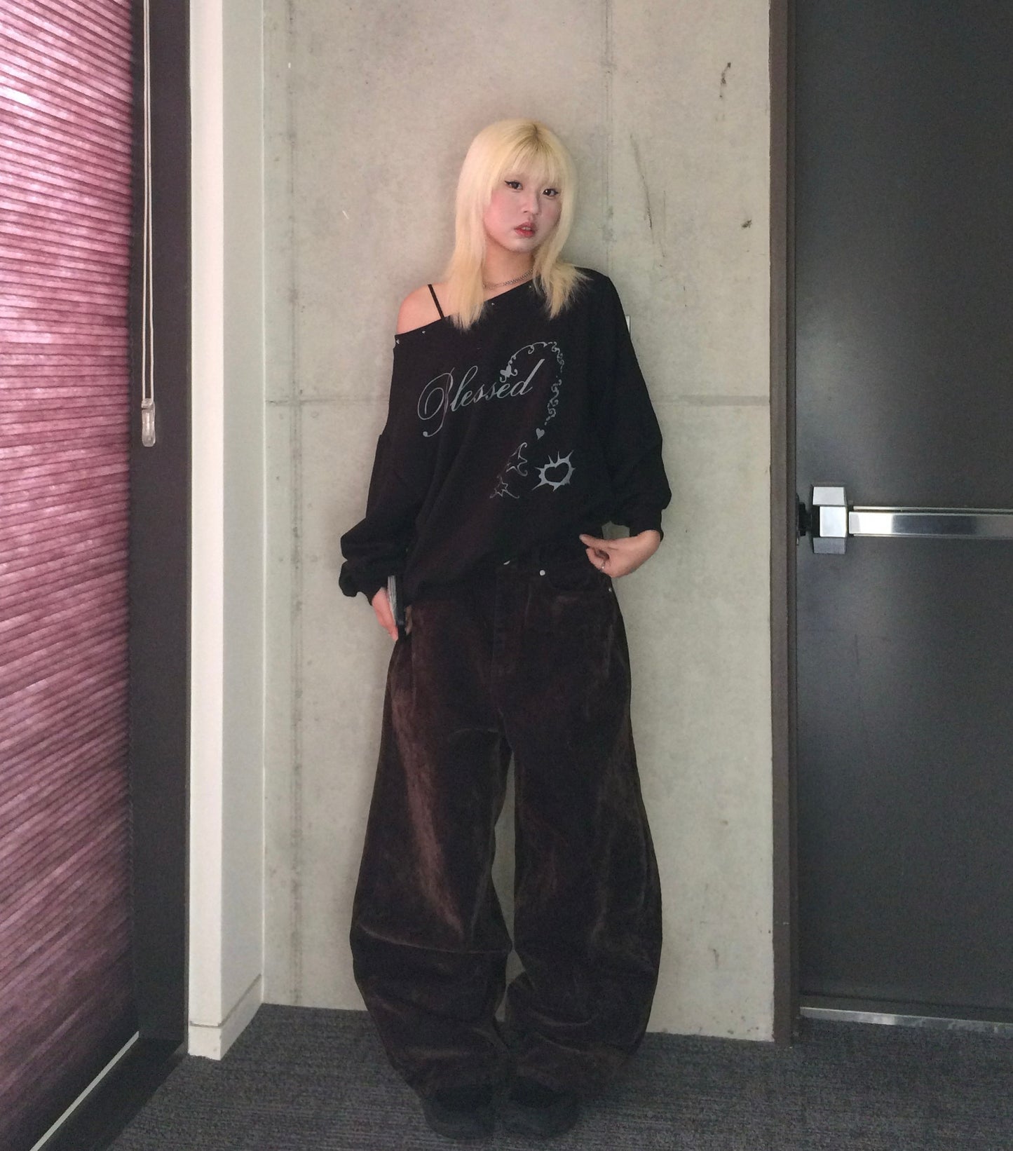 Unisex絲絨牛仔褲￼