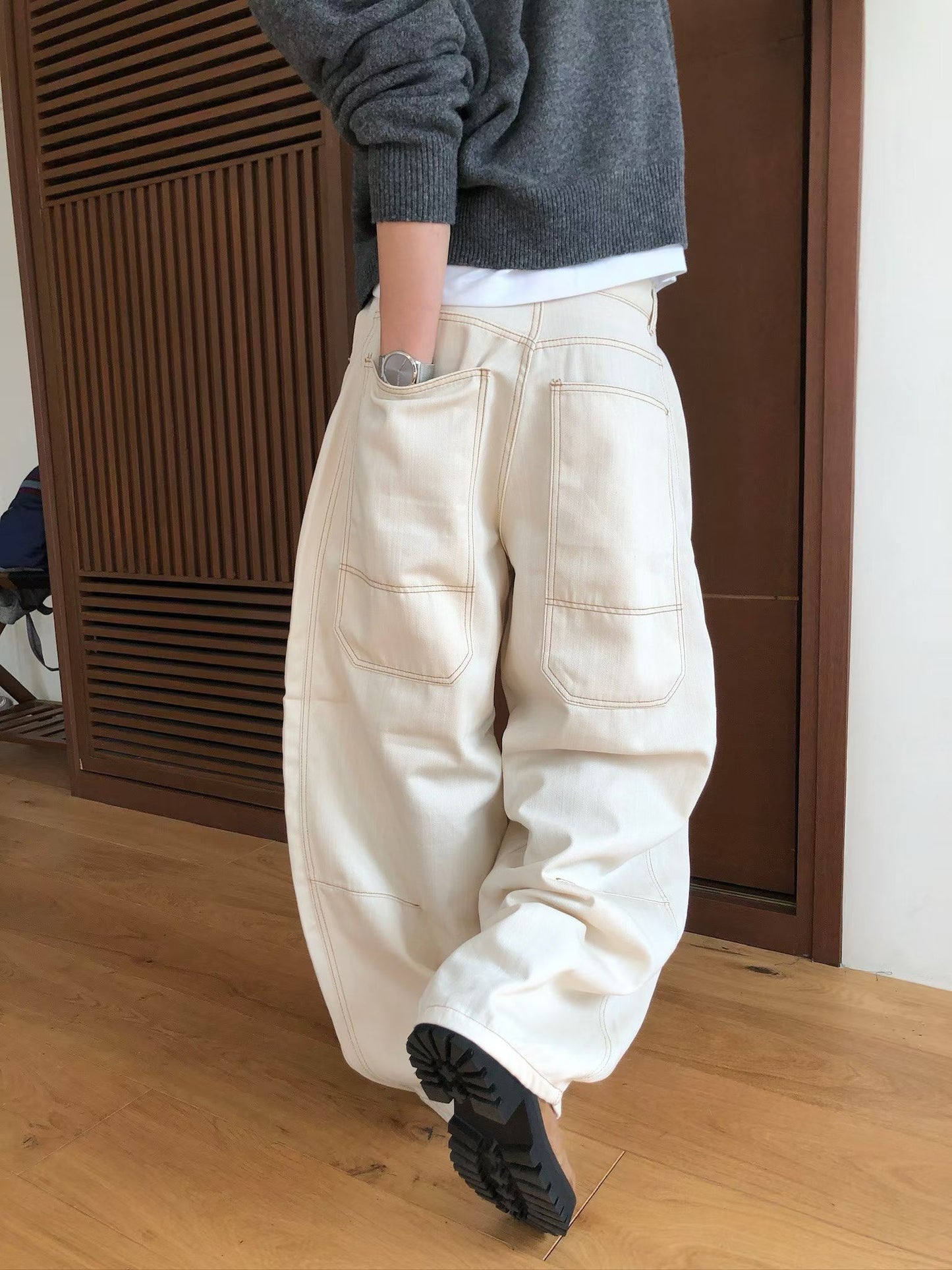 Must have!!明線super wide pants￼