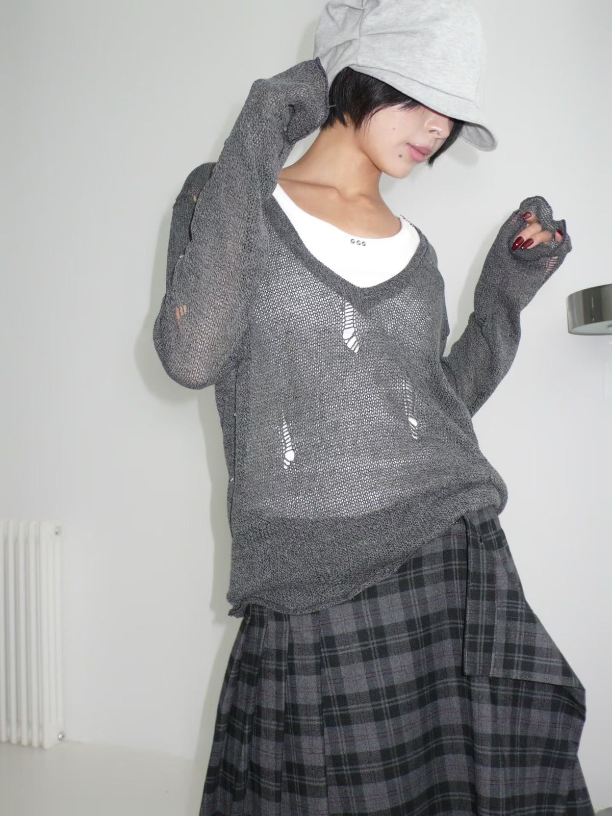 Autumn damaged v knit