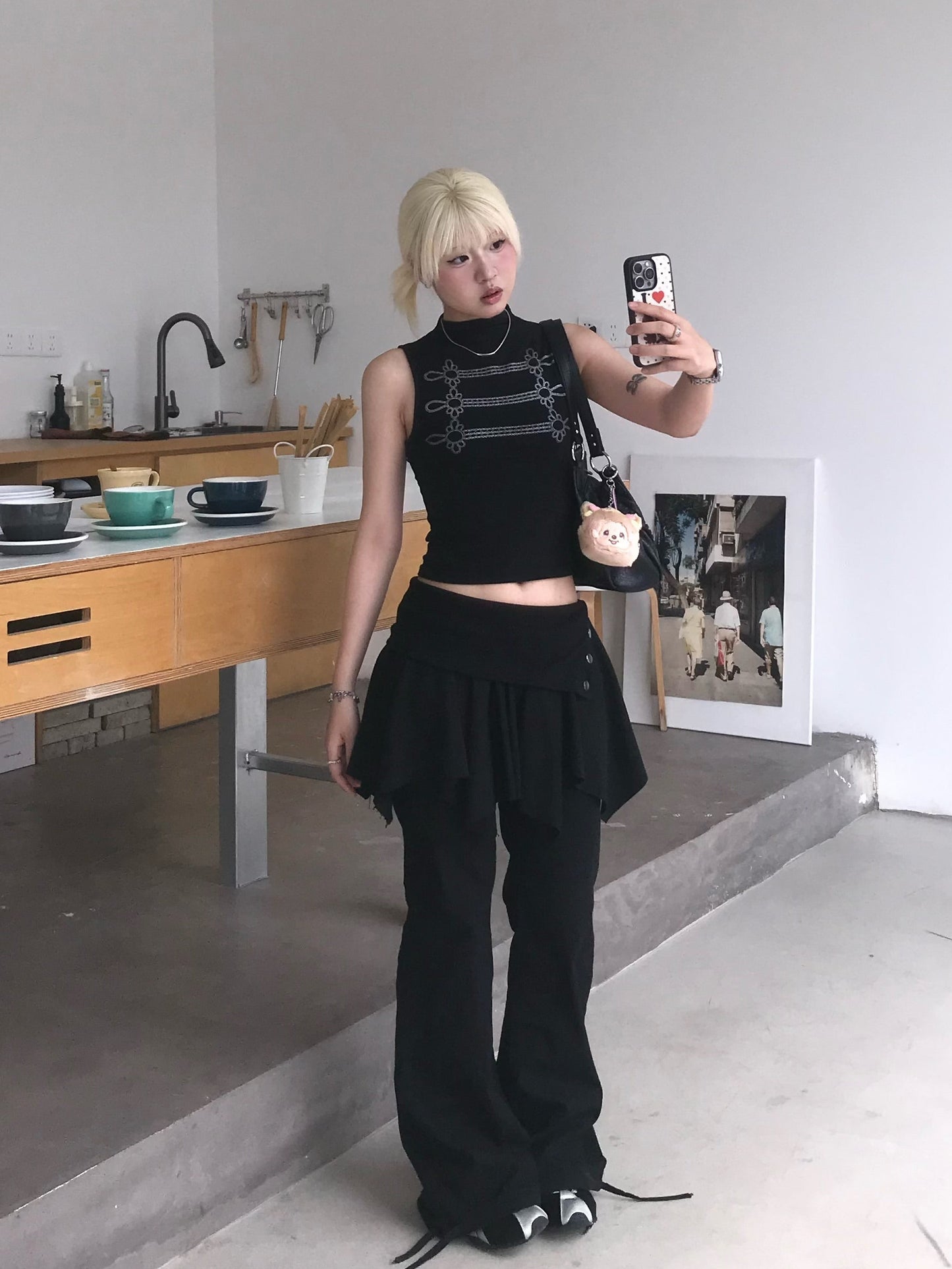 Necklace vest