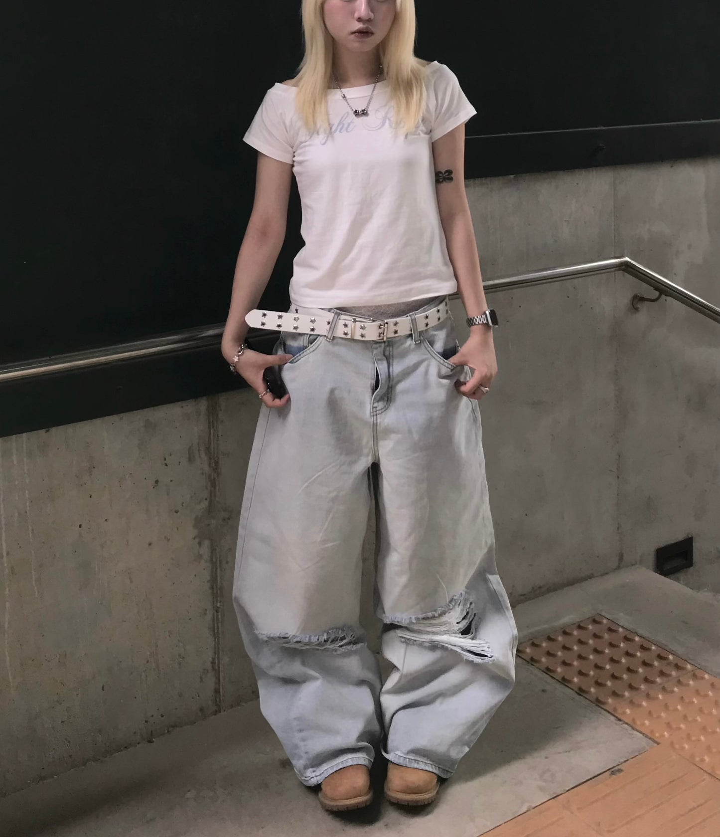 Summer blue damaged  pants