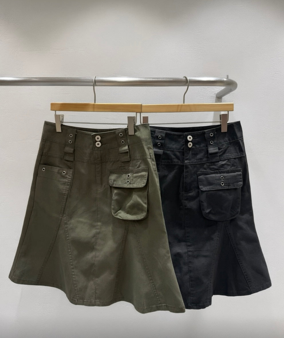 Must in!!! Perfect cargo mid skirt