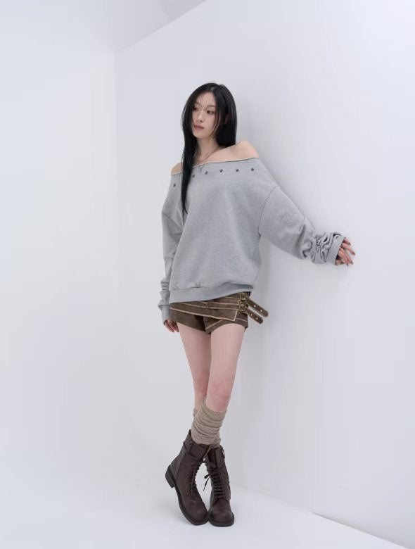 Star simple off shoulder tee
