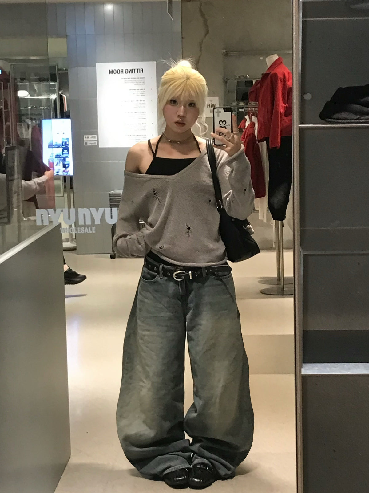 Autumn damaged v knit